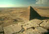 giza12.jpg (60093 bytes)
